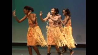 Mama Ndariwe (Ishaka dance group)